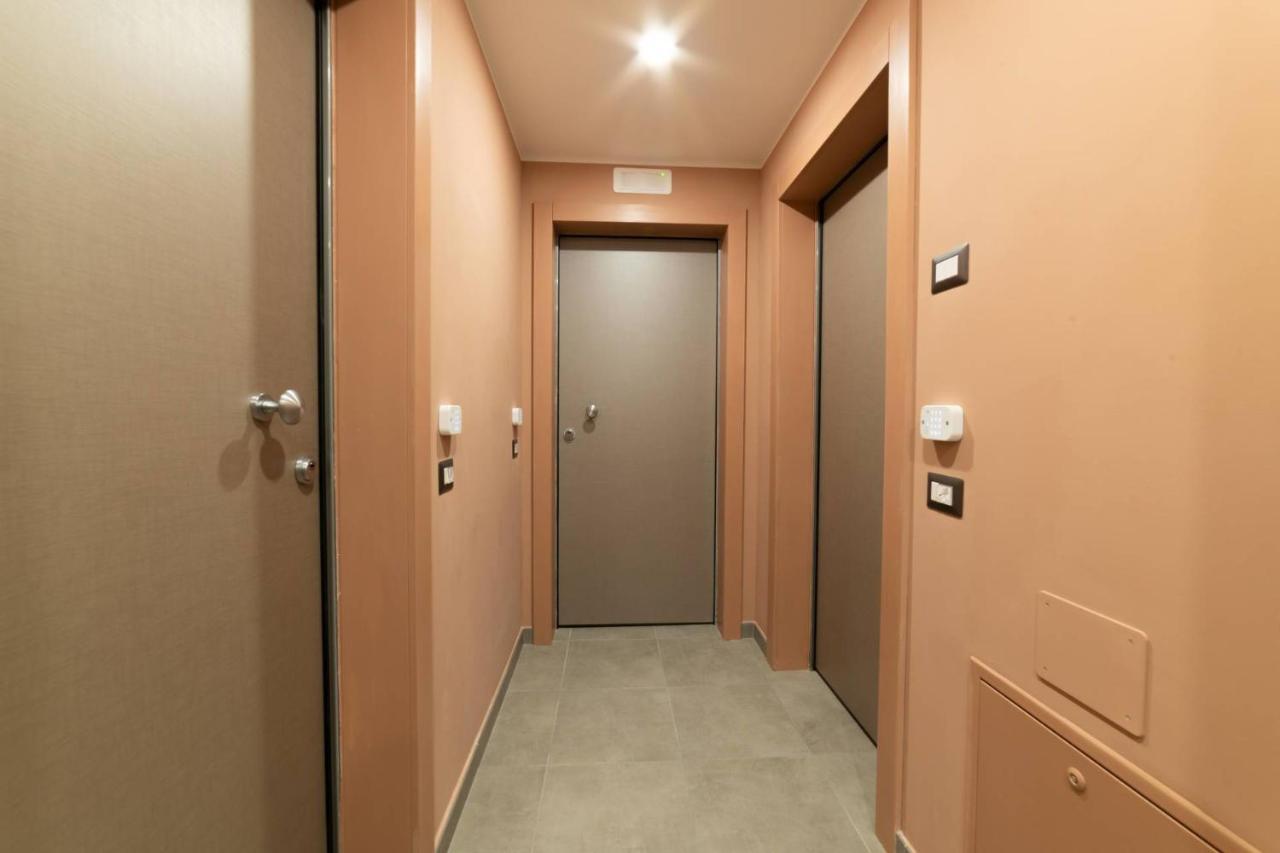 Cityu - Milano 25 Appartamento Trento Centro Con Parcheggio Privato Gratuito Bagian luar foto